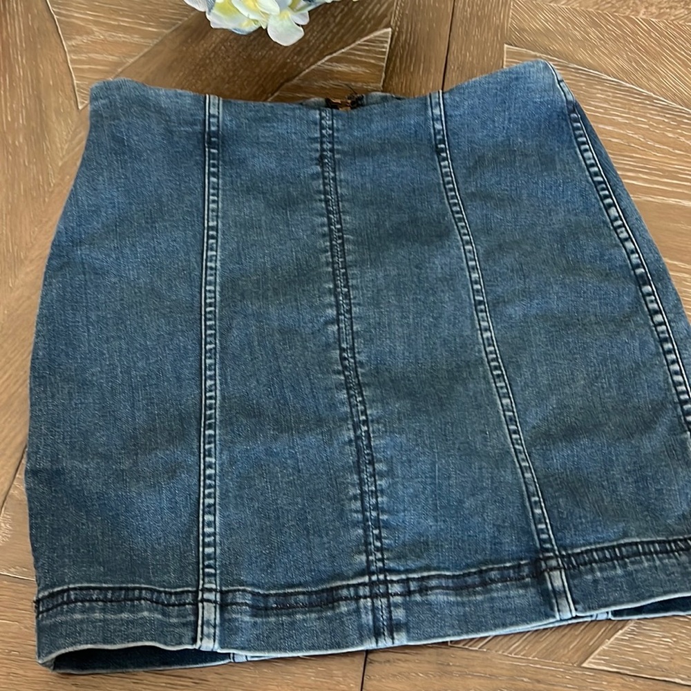 Free People Womens dark Denim Pencil Skirt Blue Mini Back Zipper XS 4